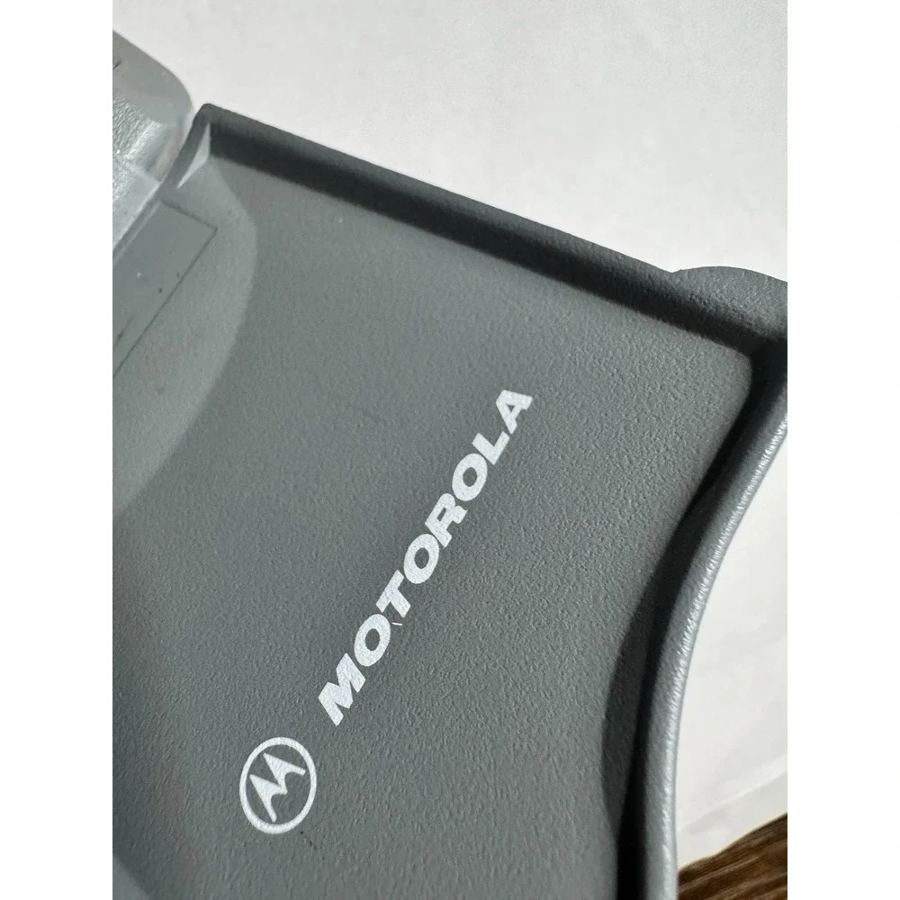 Vintage Motorola Piper Flip Cell Phone. No Charger, Untested.
